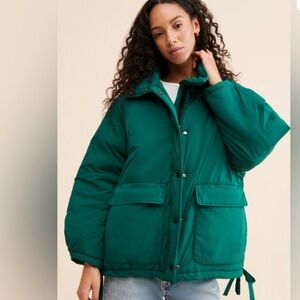 We The Free Big Energy Puffer Cost/ Small/Dark Green